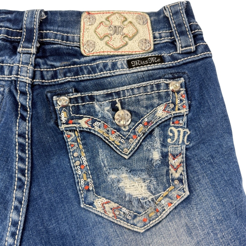 Miss Me Jean Shorts Womens 27 Blue Excellent Distressed Sequin Curvy Mid Rise - Picture 8 of 9